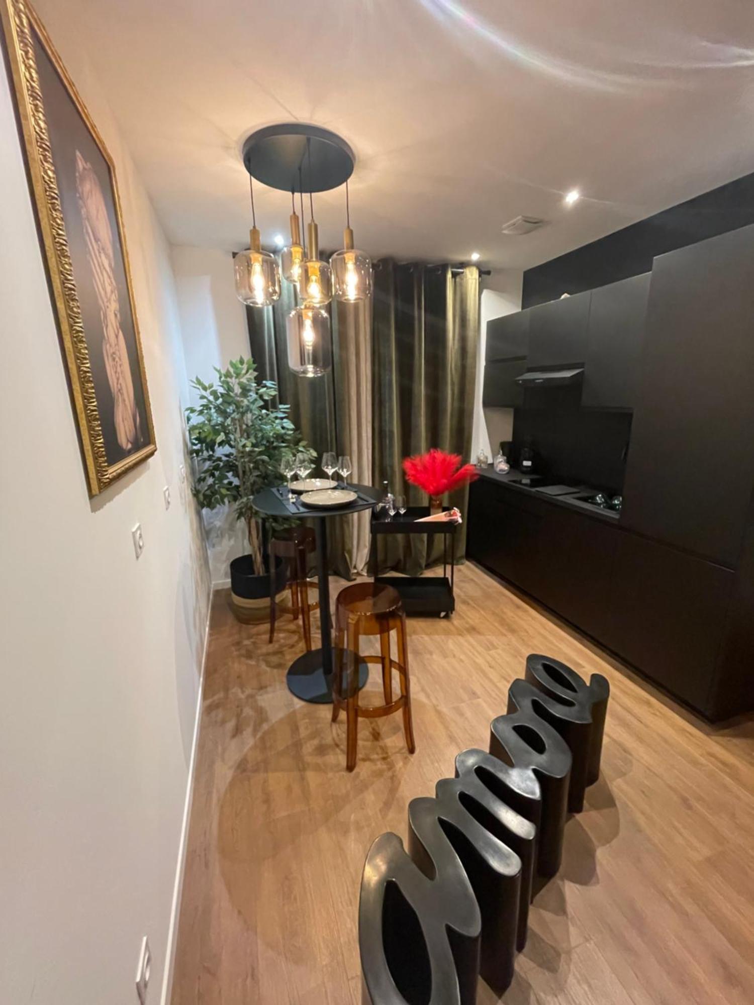 Love Room Casa Amore Prades  Bagian luar foto